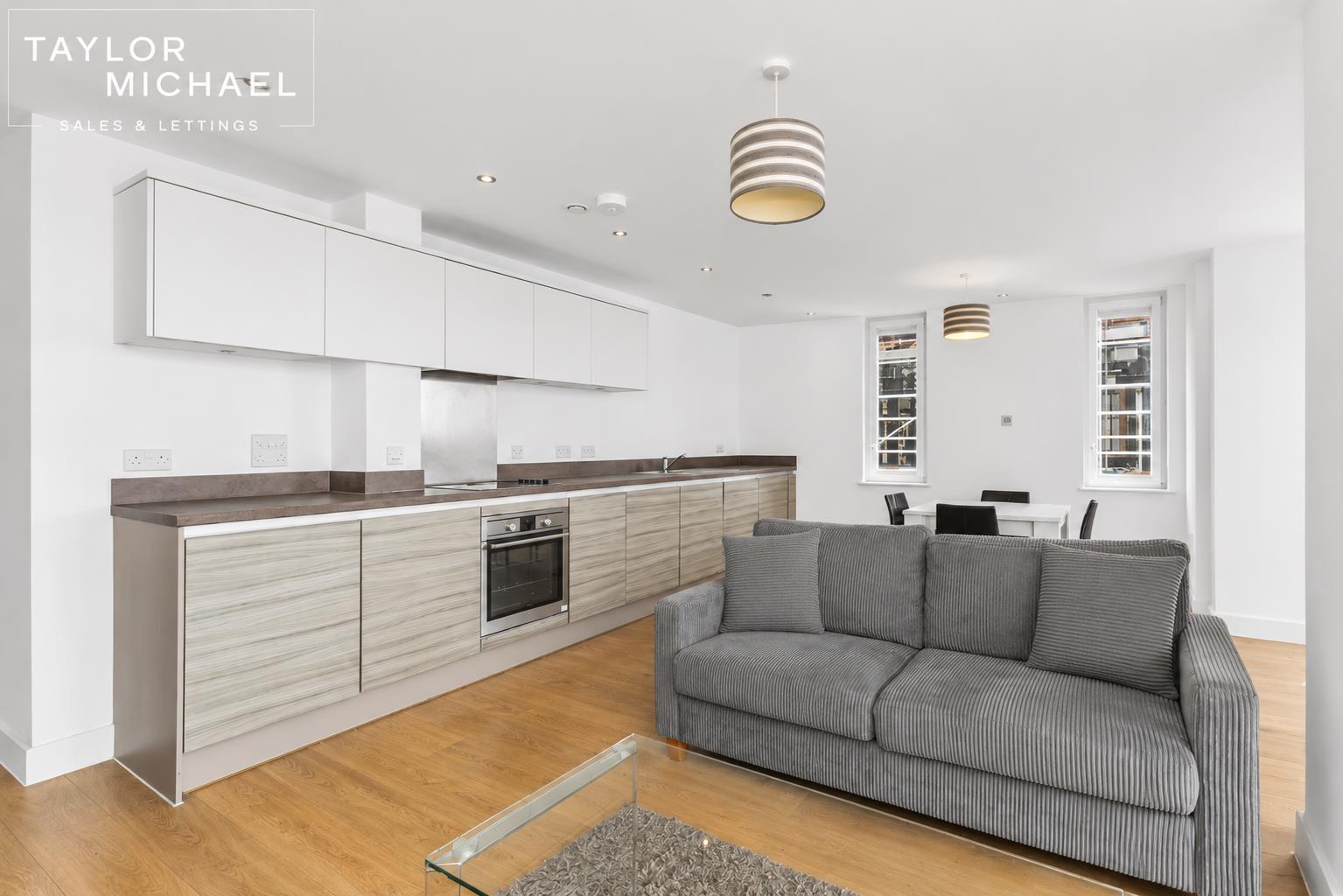 Living Room / Dining Room